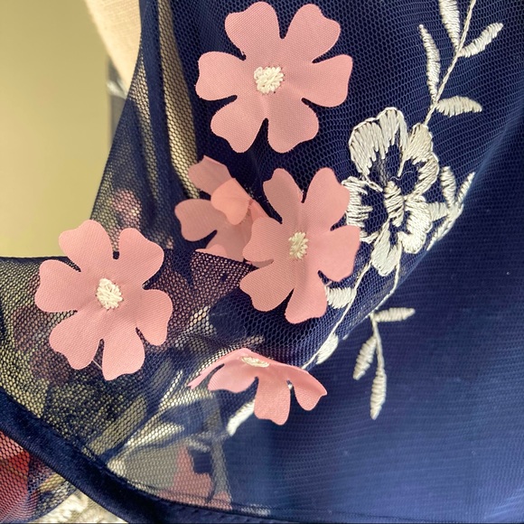 Party Dress - off the shoulders w/Sheer Straps Embroidered flowers  sz L - Picture 8 of 10